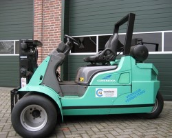 Mitsubishi 3 wieler 900 KG type (0.9)